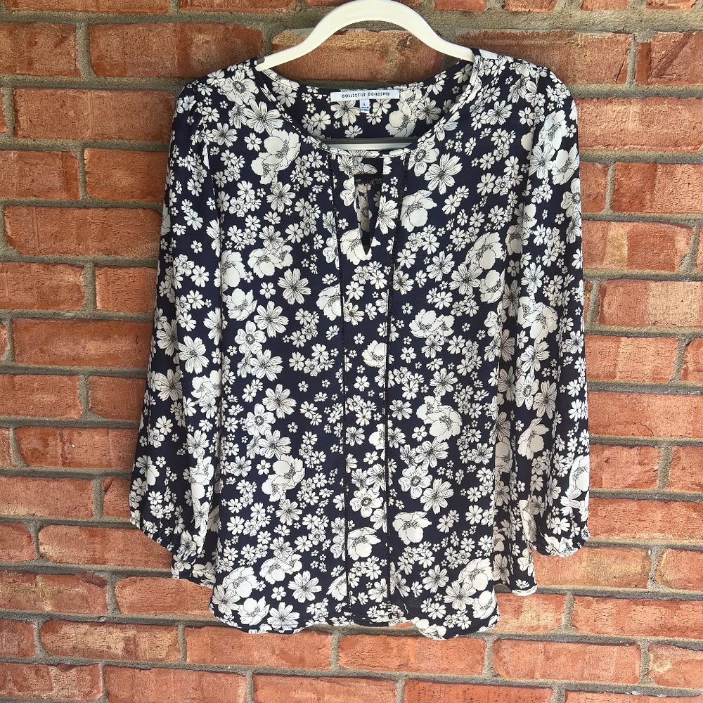 Collective Concepts Warner Lattice Detail Blouse, Navy L